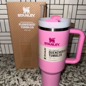 Stanley Pink Quencher H2.0 Tumbler
